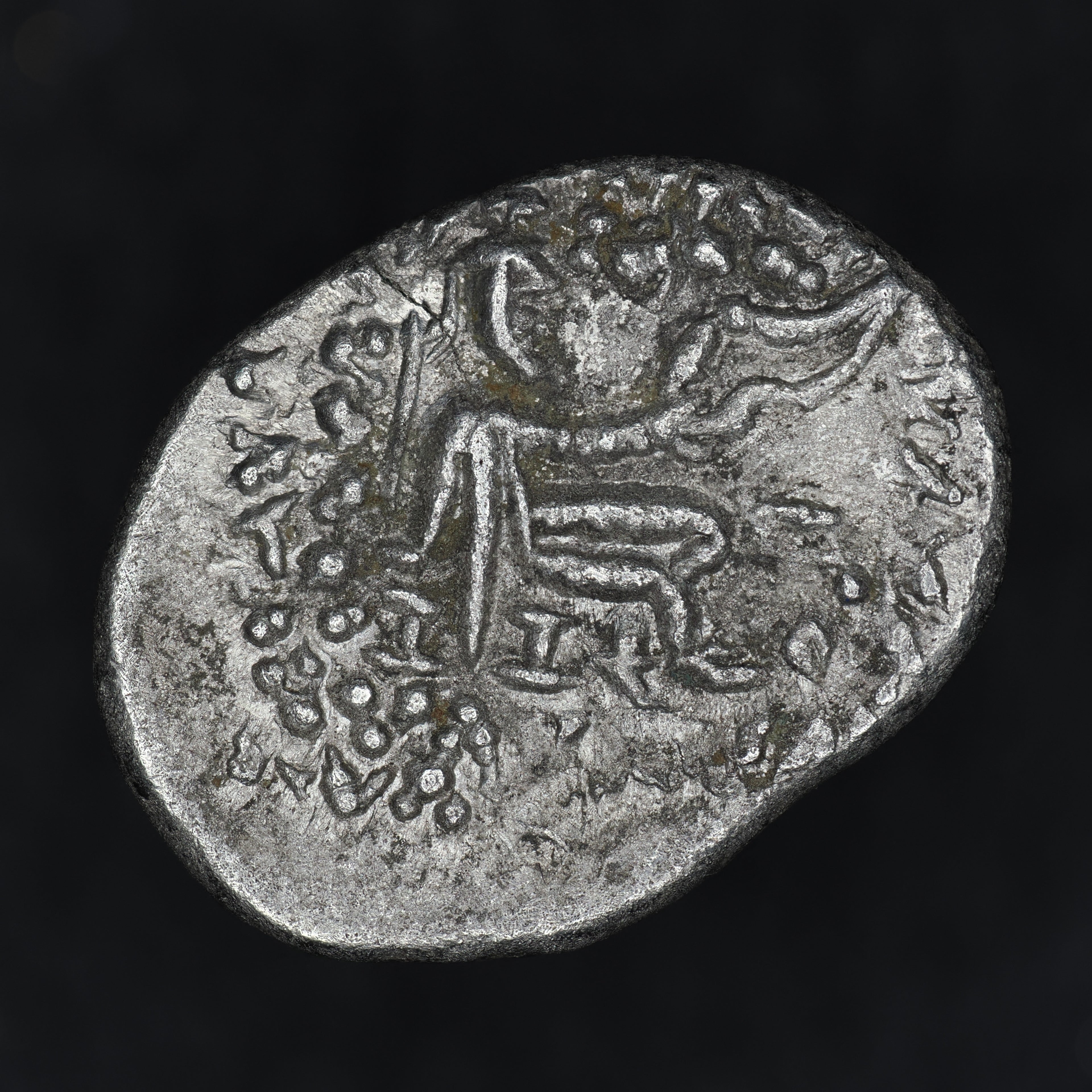 Parthian | Phraataces | Silver Drachm | 2 BC to AD 4 | PAR-PHRA-AR-DR-003