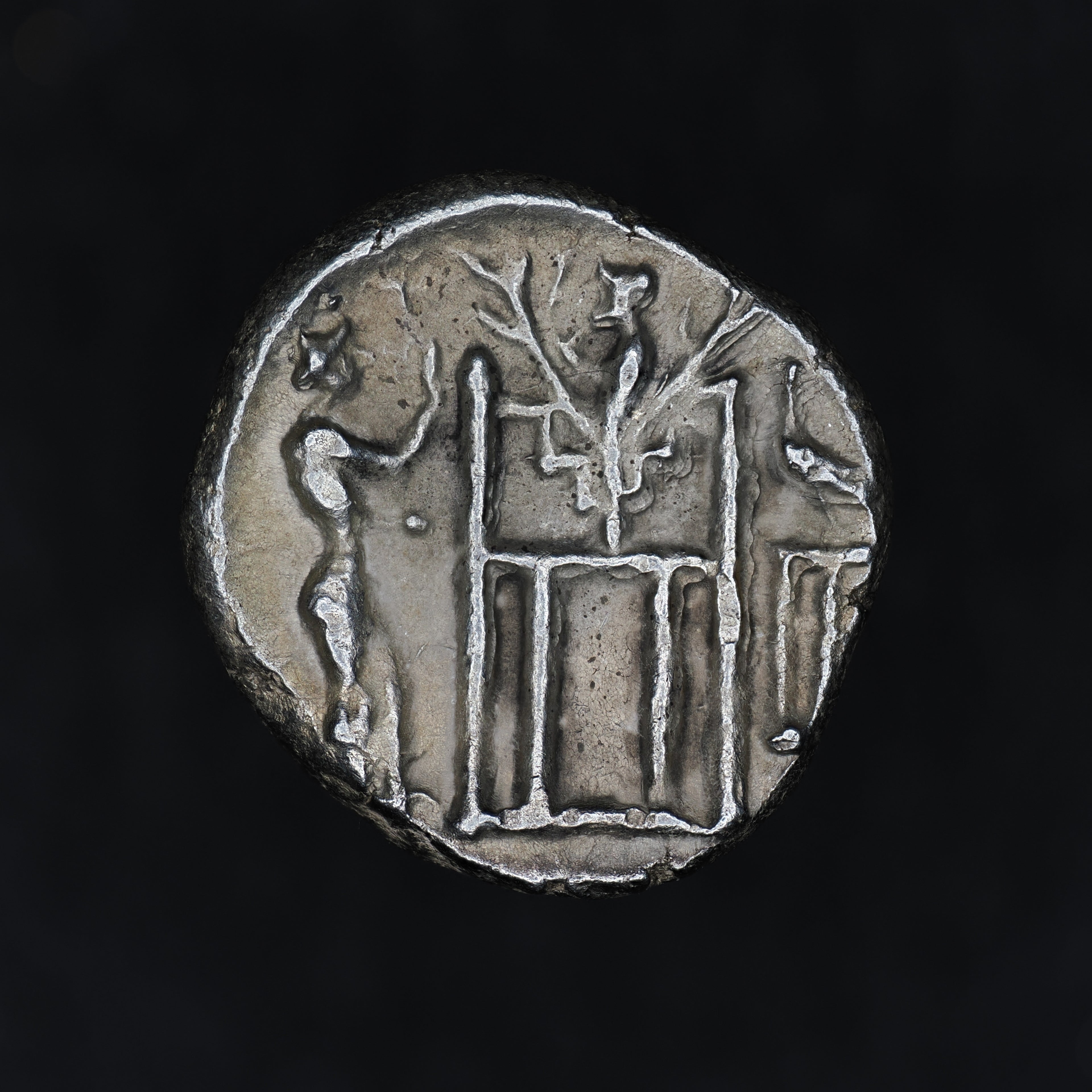 Kings of Persis | Dārēv (Darayan I) | Silver Drachm | 132 BC to 100 BC | PERS-DAR1-AR-DR-009