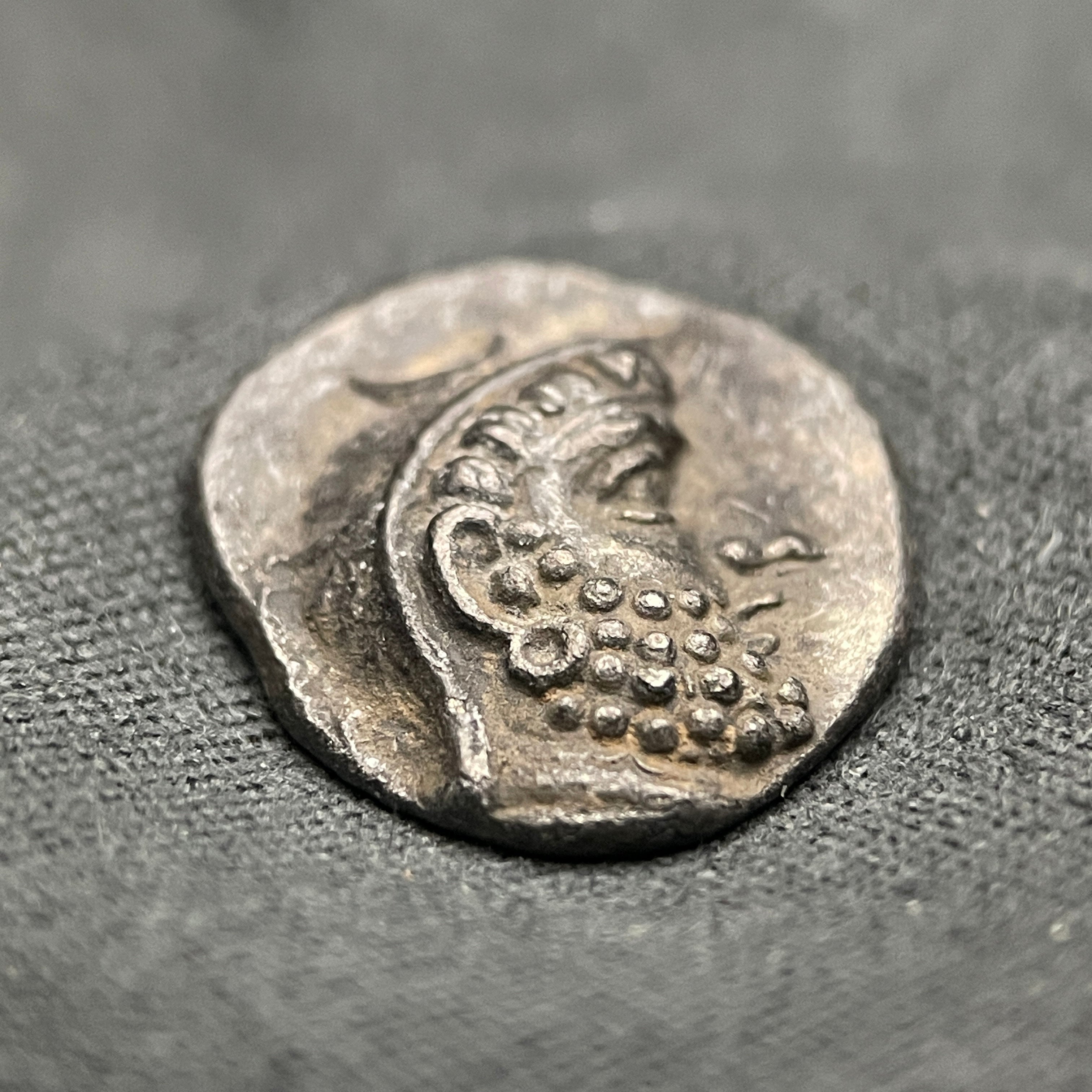 Kings of Persis Darios I Silver Drachm 132–100 BC Persepolis-PERS-DAR1-AR-DR-002